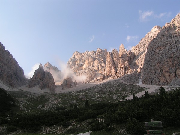 FERRATA GUISEPPE OLIVIERI NA TOFANA DI MEZZO  